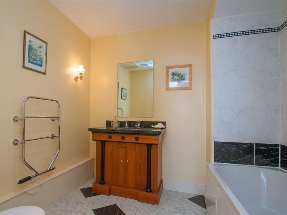 באת' 95 Sydney Place B&B מראה חיצוני תמונה